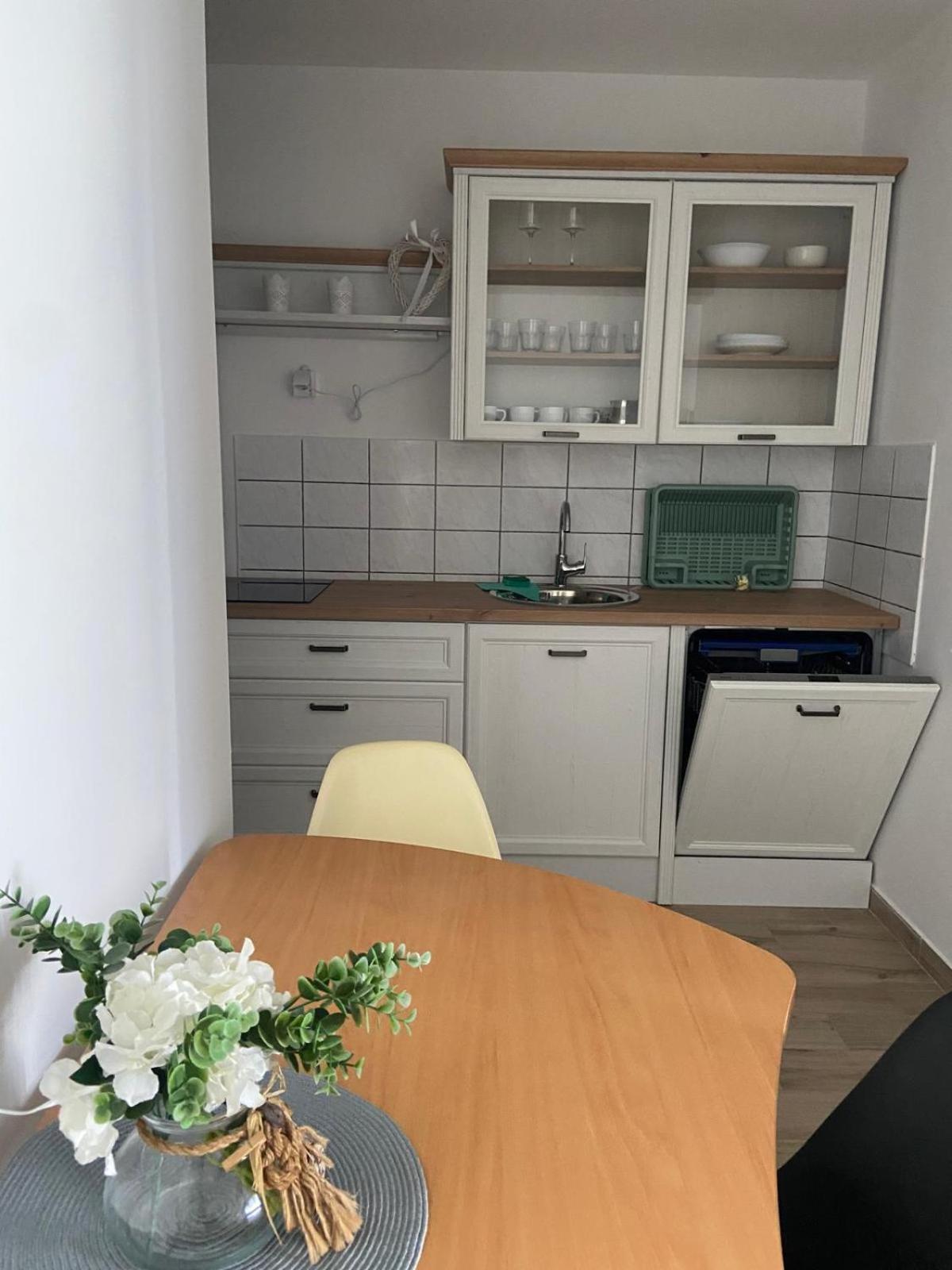 Oguic Apartman Pag Town Zewnętrze zdjęcie